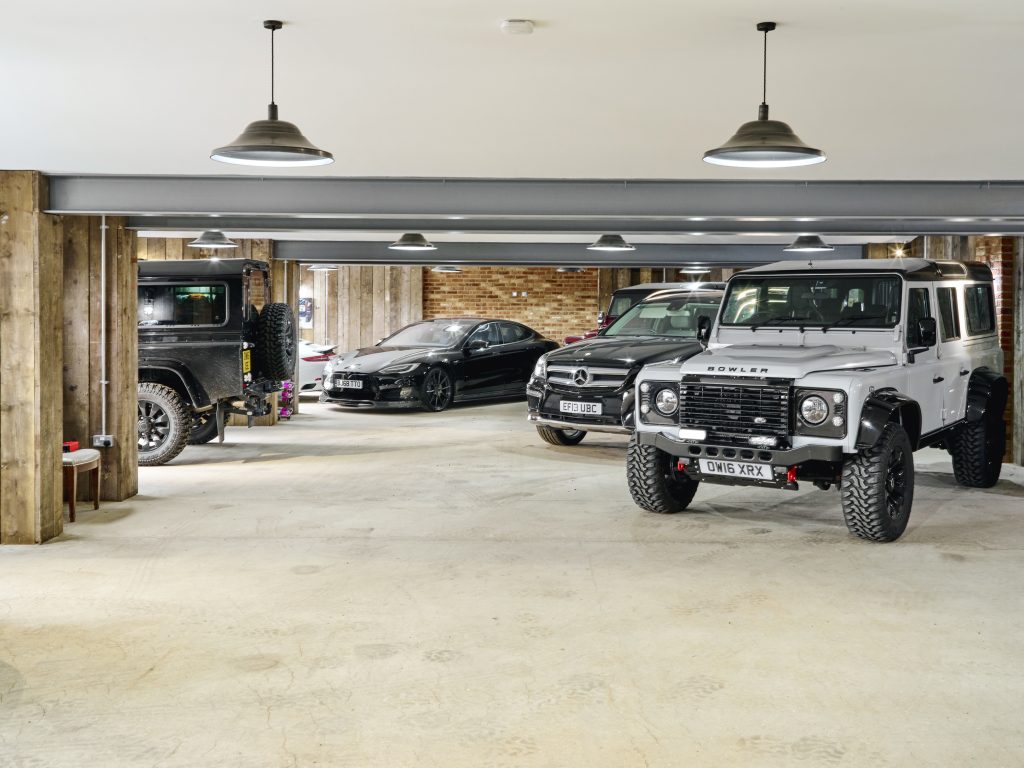 The Griffin project - luxury garage