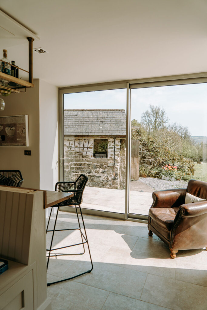 Armada property stone farm project - Beautiful rustic farm house lounge