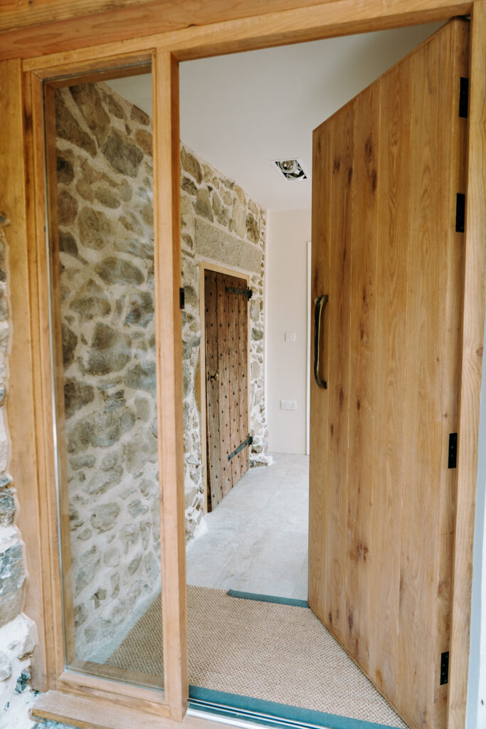 Armada property stone farm project - Beautiful rustic farm house - door entrance way